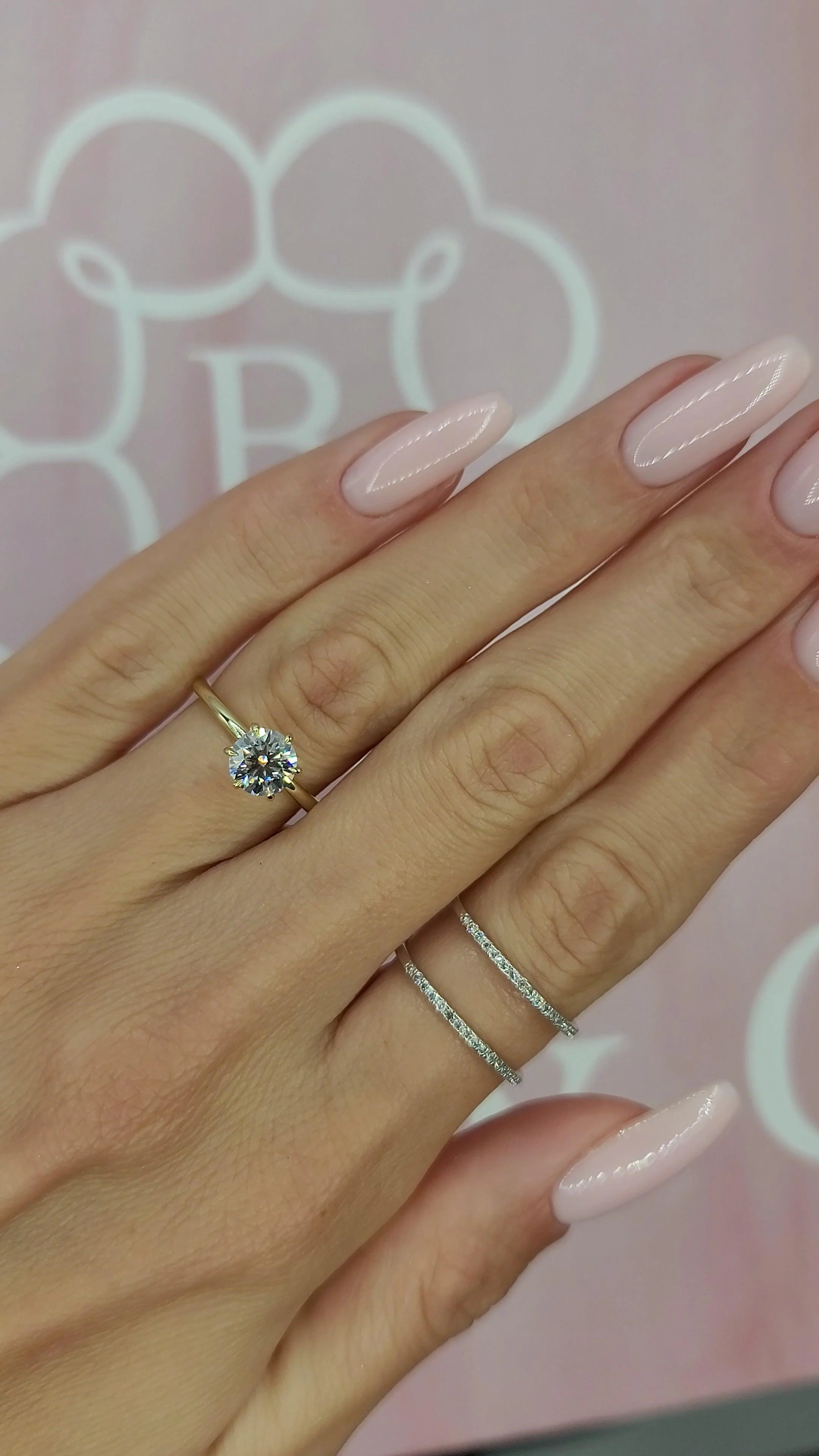1.00 Carat Lab Grown Round Brilliant Cut Solitaire Diamond Engagement Ring in Yellow Gold - Image 2