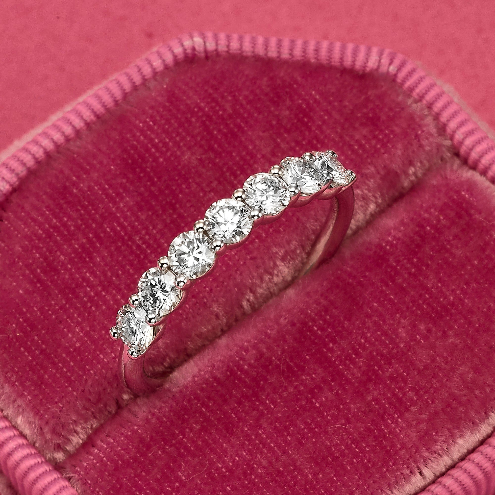 1.00 ct Seven Stone Round Cut Diamond Band - Image 10