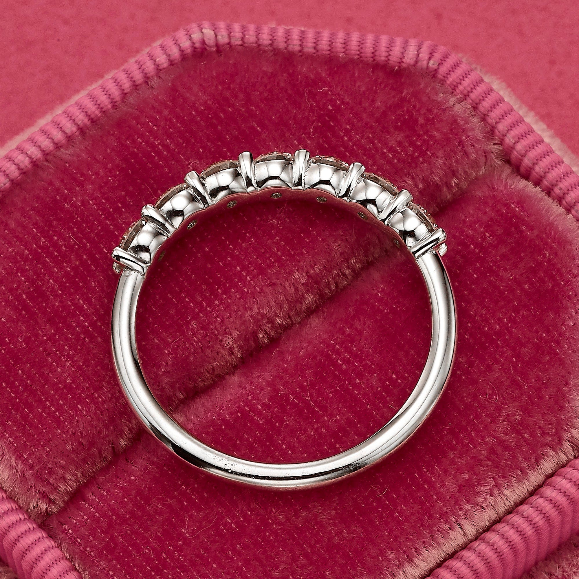 1.00 ct Seven Stone Round Cut Diamond Band - Image 11