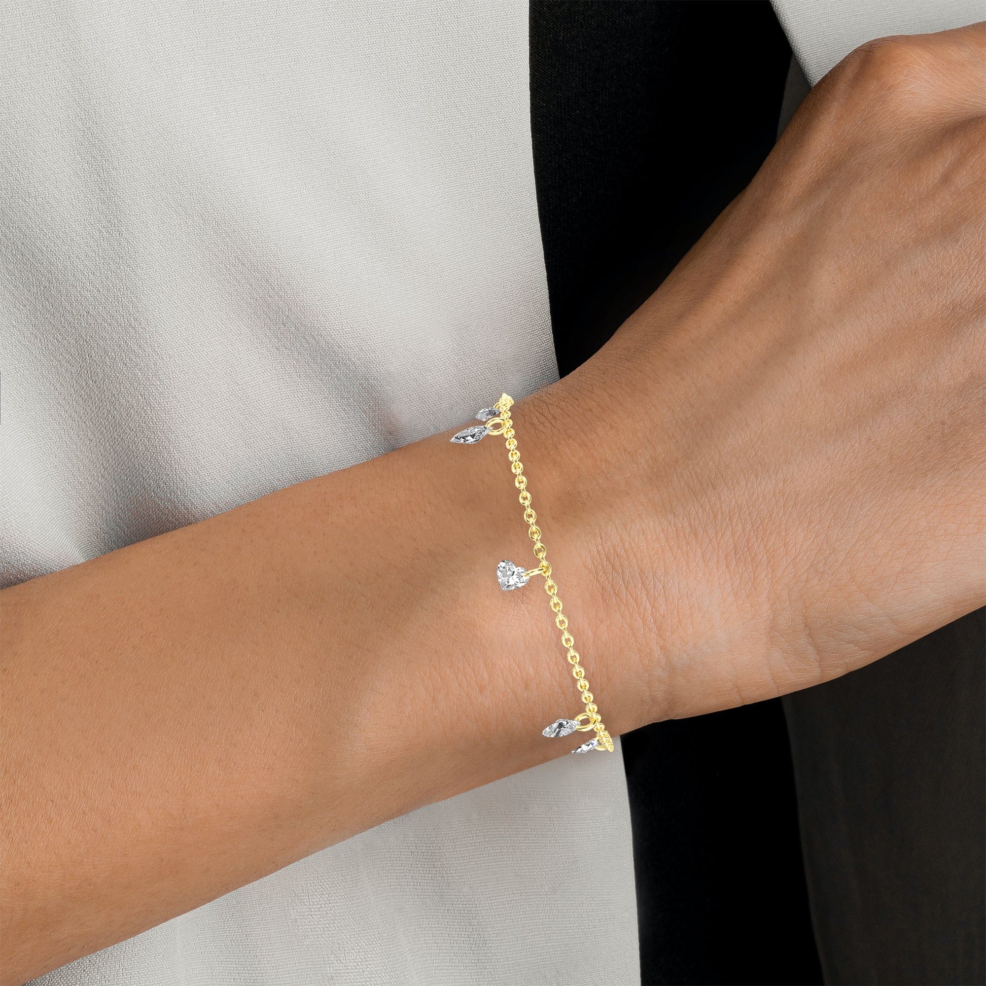 1.06ct Pierced Floating Multi-Shape Lab Grown Diamond Bracelet - Image 4