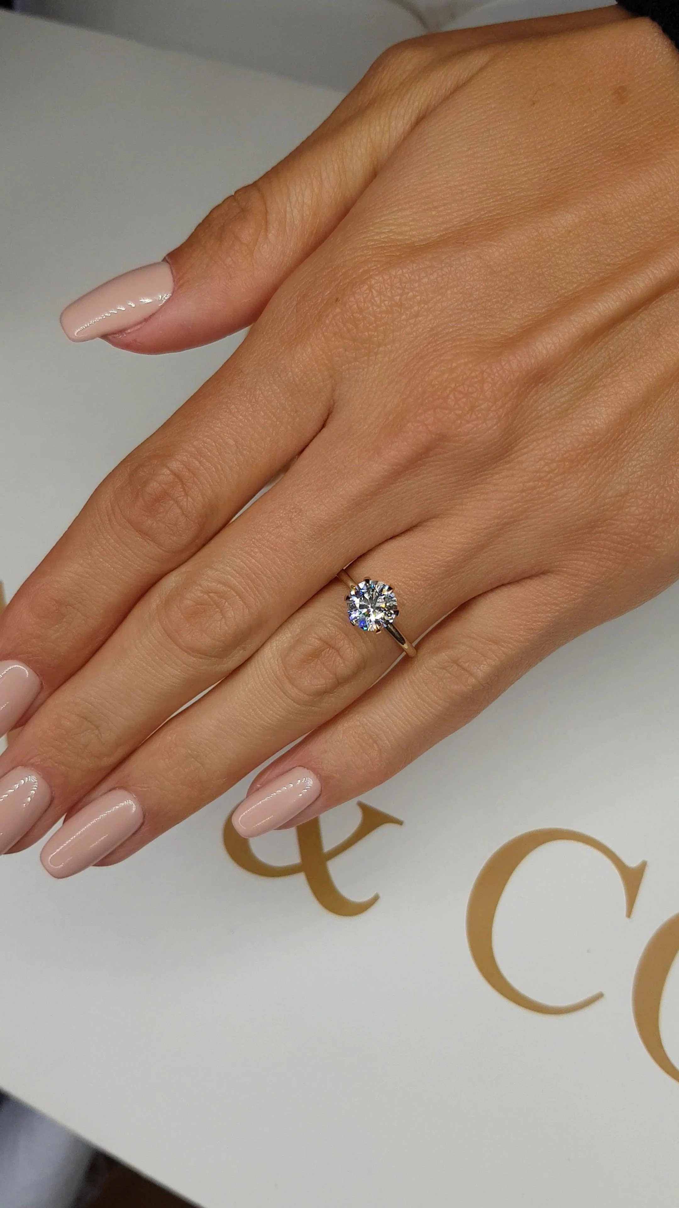 1.50 Carat Round Brilliant Cut Six Prongs Diamond Engagement Ring in Yellow Gold - Image 3