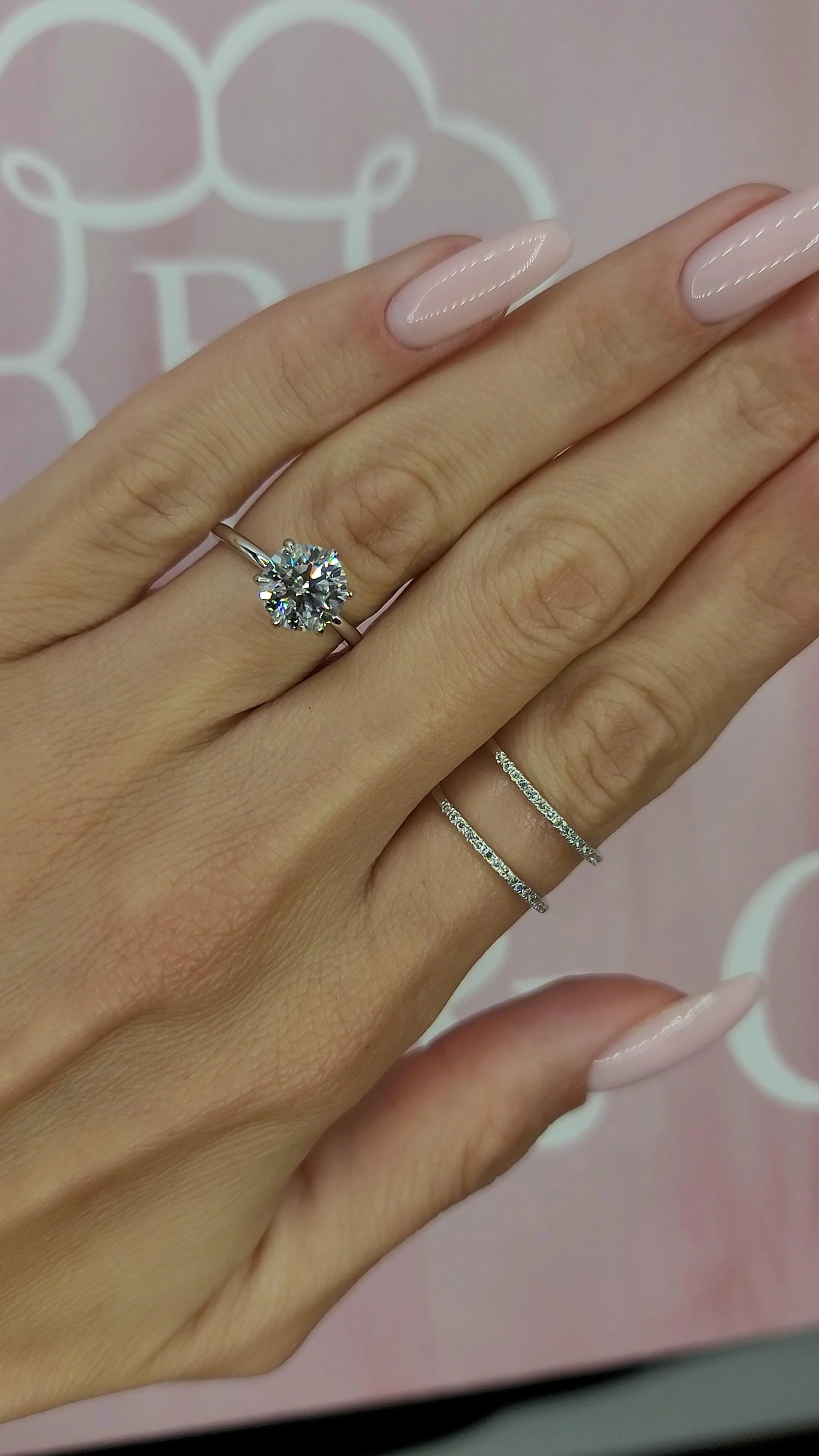 2.00 Carats Lab Grown Round Brilliant Cut Solitaire Diamond Engagement Ring in White Gold - Image 2