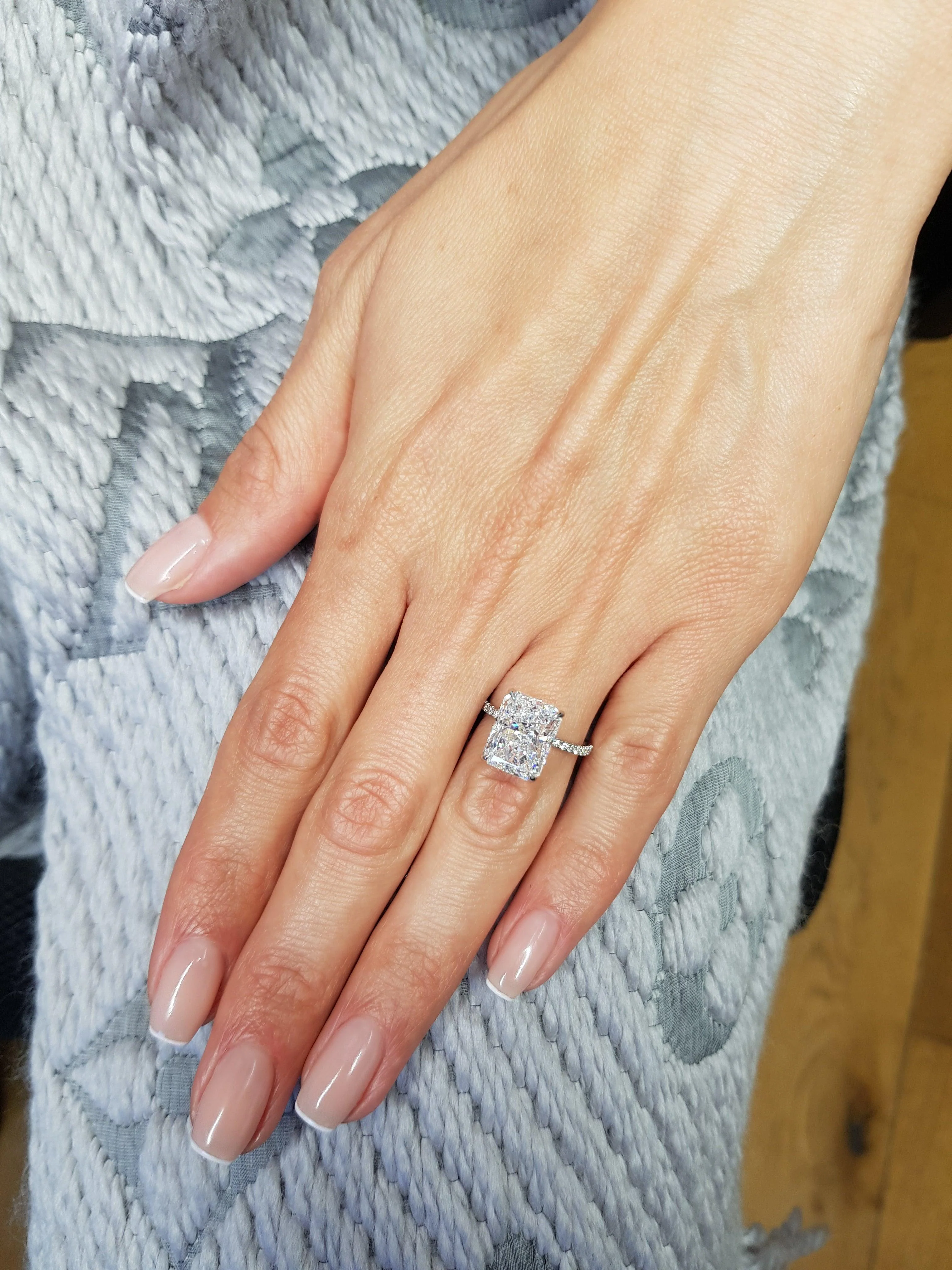 4.55 Carats Radiant Cut Micropaved Side Stones Hidden Halo Diamond Engagement Ring - Image 3